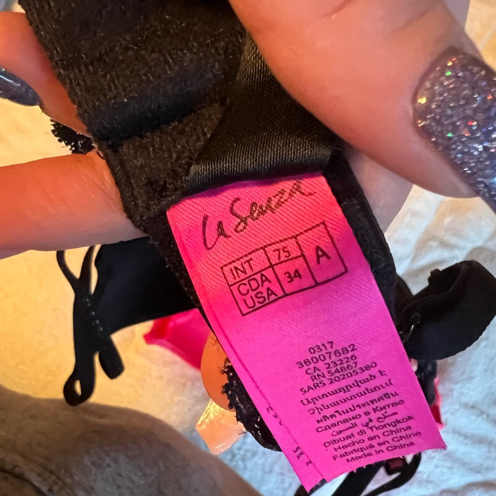 🌟 Two NEW La Senza Bras size 34A 🌟 - Picture 2 of 4